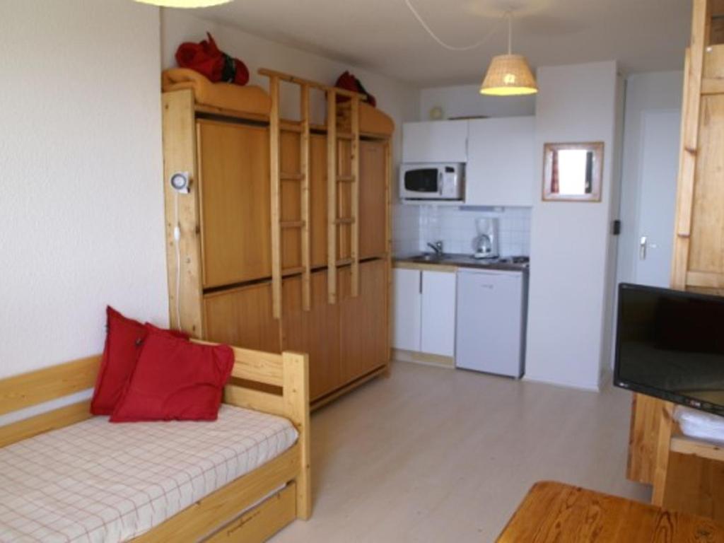 Appartement Les Adrets-Prapoutel, 1 pièce, 3 personnes - FR-1-557-80 Résidence Edelweiss 3, 38190 Les Adrets