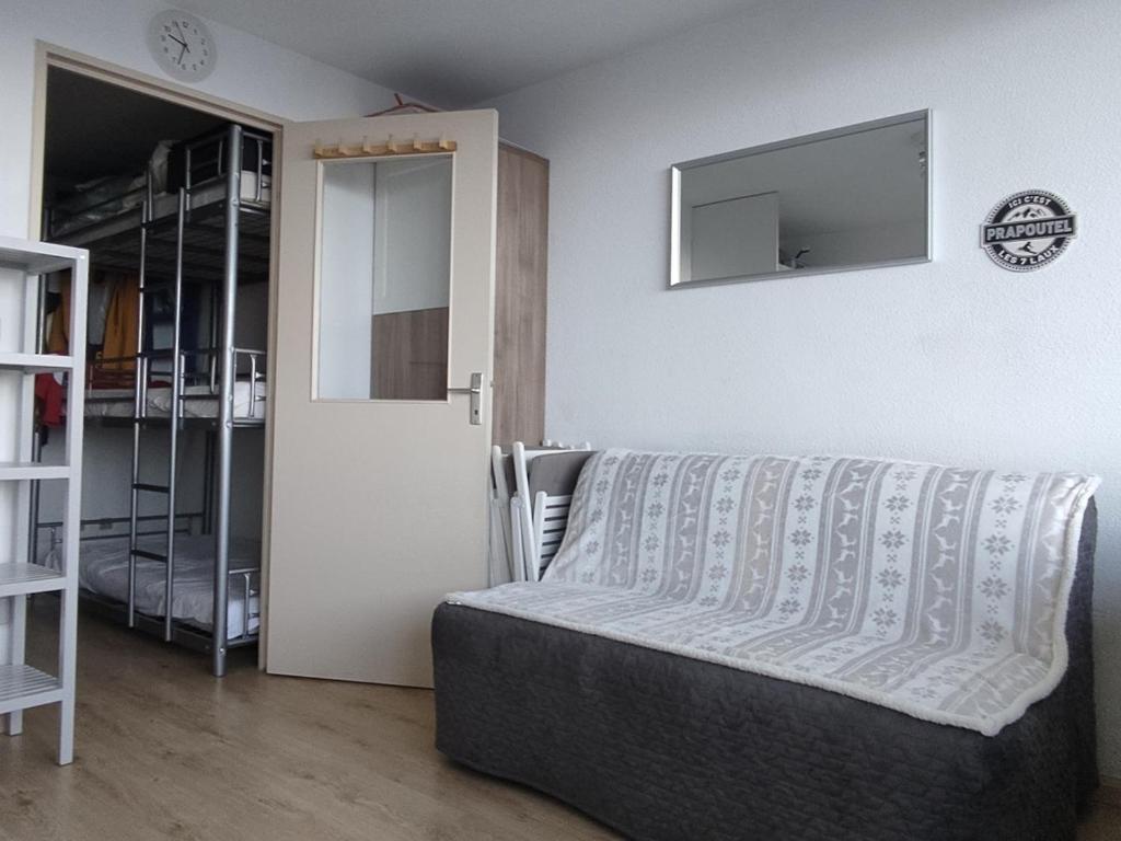 Appartement Les Adrets-Prapoutel, 1 pièce, 4 personnes - FR-1-557-109 Résidence Dôme A, 38190 Les Adrets