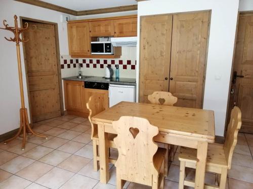 Appartement Les Adrets-Prapoutel, 2 pièces, 4 personnes - FR-1-557-25