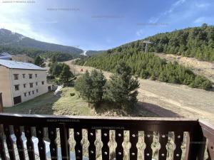 Appartement Appartement Les Angles, 2 pièces, 4 personnes - FR-1-295-137 N° 34, Le Panoramic I 14 avenue de Mont Louis 66210 Les Angles Languedoc-Roussillon