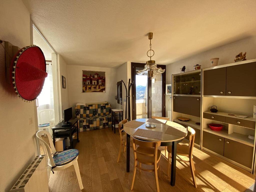 Appartement Les Angles, 2 pièces, 4 personnes - FR-1-295-169 N°12 Résidence Le Capcir, Ent.A rue des Mousserons rue des Mousserons, 66210 Les Angles