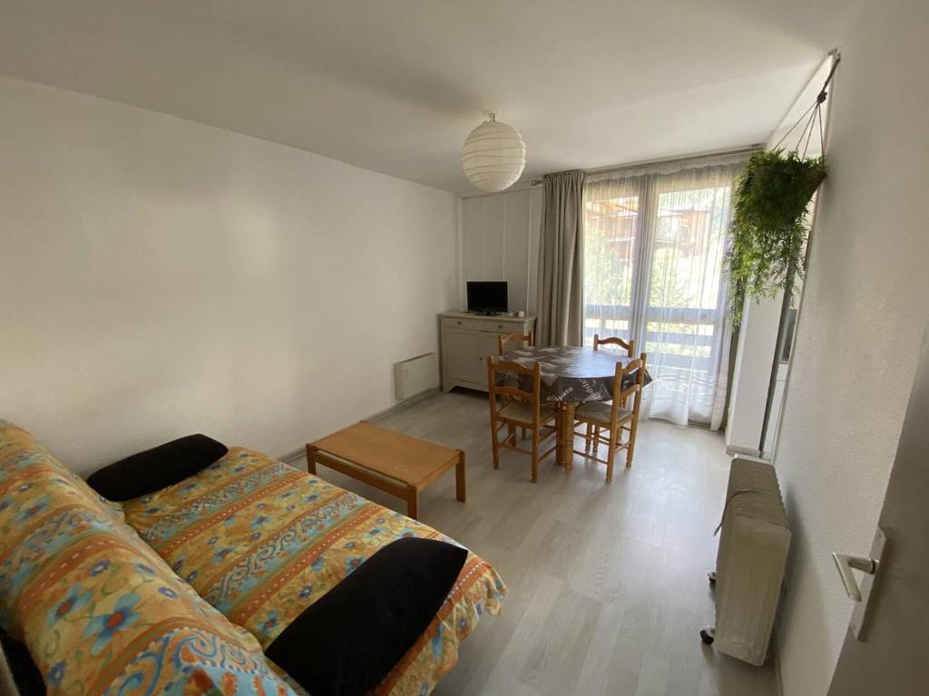 Appartement Les Angles, 3 pièces, 6 personnes - FR-1-295-154 N°31, Résidence La Singlantane, 66210 Les Angles