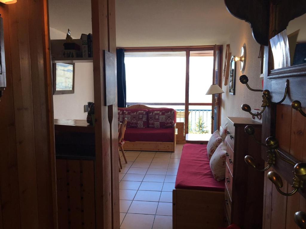 Appartement Appartement Les Arcs 1800, 2 pièces, 5 personnes - FR-1-346-523 Résidence Bequi Rouge Place haute des Villards Village des Villards - Arc 1800 73700 Arc 1800