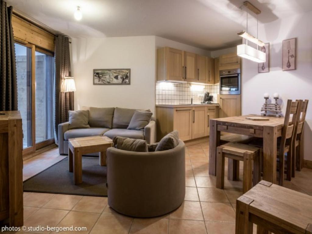 Appartement Les Arcs 1800, 2 pièces, 5 personnes - FR-1-352-19 Residence Iseran - Les Arcs 1800 -, 73700 Arc 1800