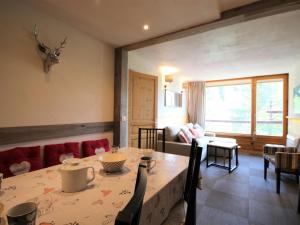 Appartement Appartement Les Arcs 1800, 3 pièces, 7 personnes - FR-1-346-526 Résidence Lauzières Village du Charvet - Arc 1800 73700 Arc 1800 Rhône-Alpes