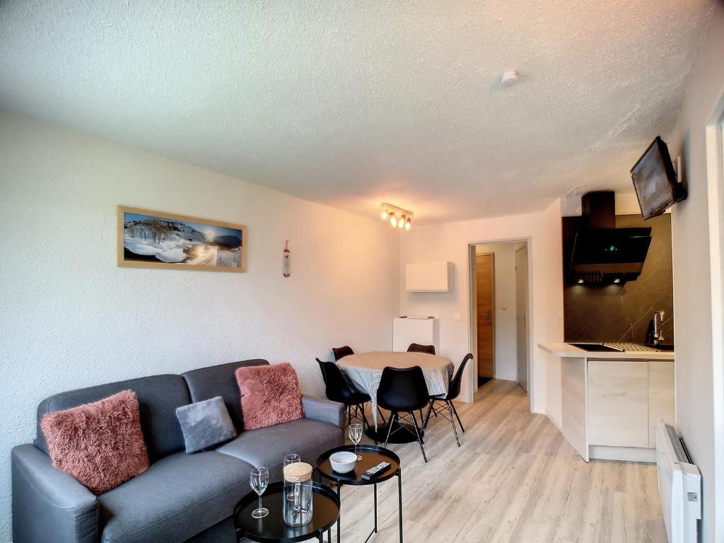 Appartement Les Belleville, 2 pièces, 4 personnes - FR-1-178-361 Résidence BOEDETTE D Rue du Panorama Les Menuires, 73440 Les Menuires