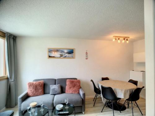 Appartement Les Belleville, 2 pièces, 4 personnes - FR-1-178-361