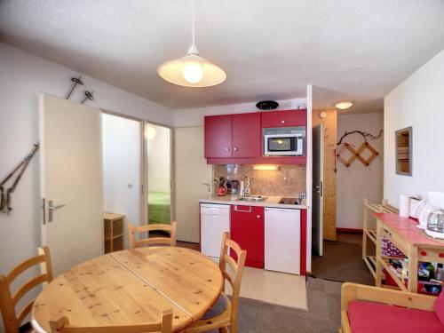 Appartement Les Belleville, 3 pièces, 5 personnes - FR-1-178-358