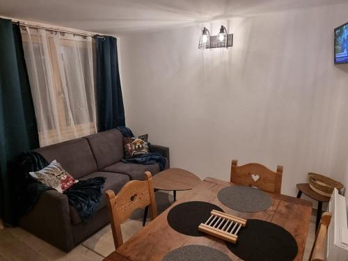 Appartement Les Carroz d'Arâches, 2 pièces, 4 personnes - FR-1-572-253