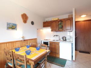 Appartement Appartement Les Carroz d'Arâches, 2 pièces, 4 personnes - FR-1-572-65 466 Route du val renand 74300 Les Carroz d\'Arâches Rhône-Alpes