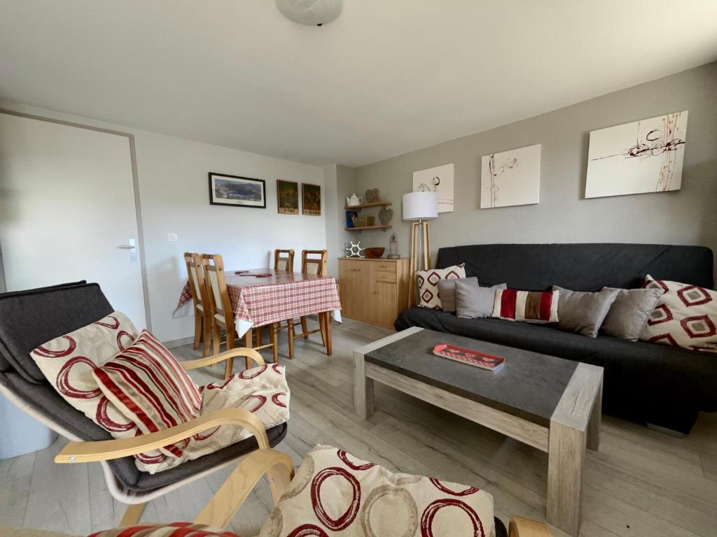 Appartement Les Carroz d'Arâches, 2 pièces, 5 personnes - FR-1-572-81 352 Route de la télécabine, 74300 Arâches-la-Frasse