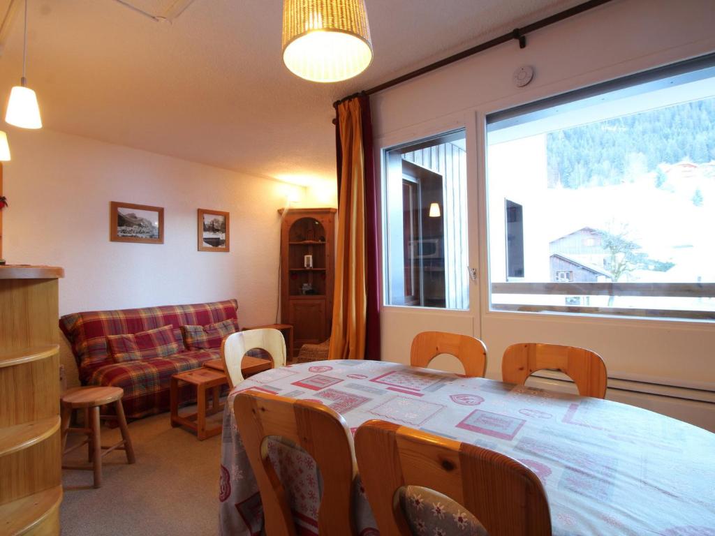 Appartement Les Carroz d'Arâches, 2 pièces, 6 personnes - FR-1-572-97 247 Route des Moulins, 74300 Arâches-la-Frasse