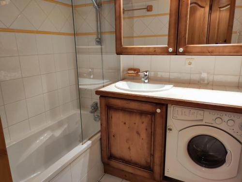Appartement Les Carroz d'Arâches, 3 pièces, 4 personnes - FR-1-572-274