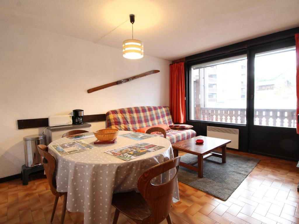 Appartement Les Carroz d'Arâches, 3 pièces, 6 personnes - FR-1-572-204 Impasse des mazots, 74300 Arâches-la-Frasse