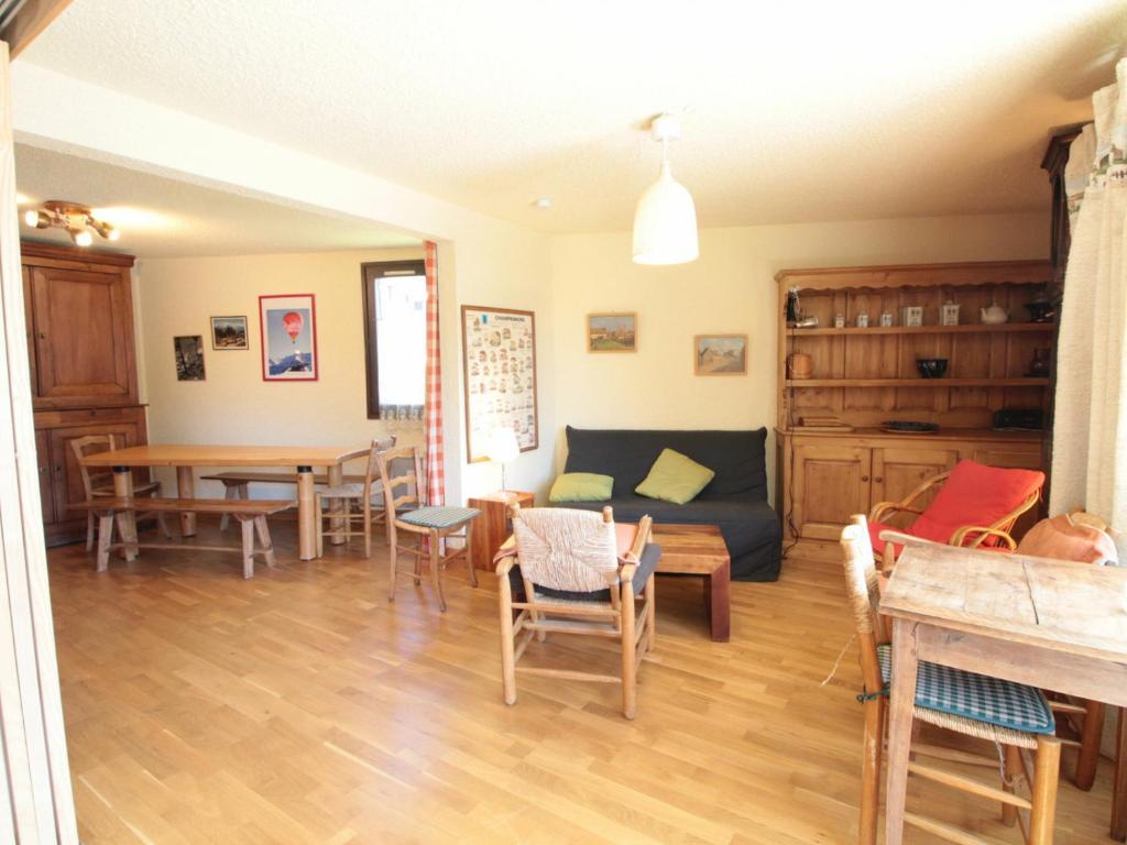 Appartement Appartement Les Carroz d'Arâches, 3 pièces, 8 personnes - FR-1-572-110 Route du Mont favy 74300 Les Carroz d\'Arâches