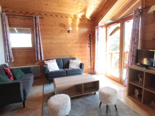 Appartement Les Carroz d'Arâches, 4 pièces, 6 personnes - FR-1-572-51