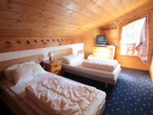 Appartement Les Carroz d'Arâches, 4 pièces, 6 personnes - FR-1-572-51