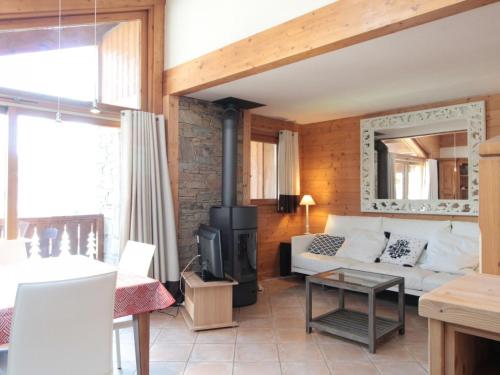 Appartement Les Carroz d'Arâches, 4 pièces, 7 personnes - FR-1-572-1