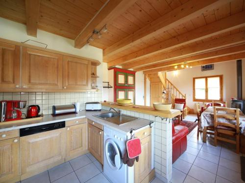 Appartement Les Carroz d'Arâches, 4 pièces, 7 personnes - FR-1-572-21