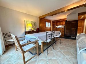 Appartement Appartement Les Carroz d'Arâches, 5 pièces, 8 personnes - FR-1-572-276 651 Route du Mont Favy 74300 Arâches-la-Frasse Rhône-Alpes