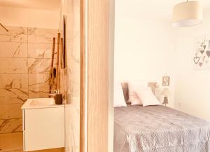 APPARTEMENT LES COLLINES