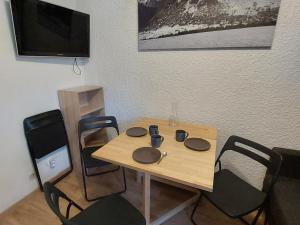 Appartement Les Deux Alpes, 2 pièces, 4 personnes - FR-1-516-185