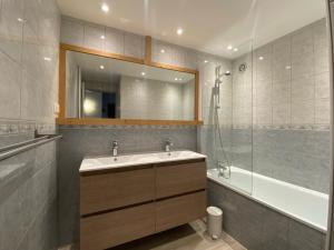 Appartement Les Deux Alpes, 2 pièces, 6 personnes - FR-1-348-176