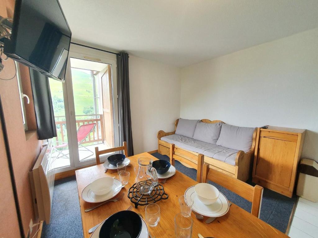 Appartement Appartement Les Deux Alpes, 2 pièces, 6 personnes - FR-1-348-200 Hameau de La Meije Le village 1800 38860 Les Deux Alpes