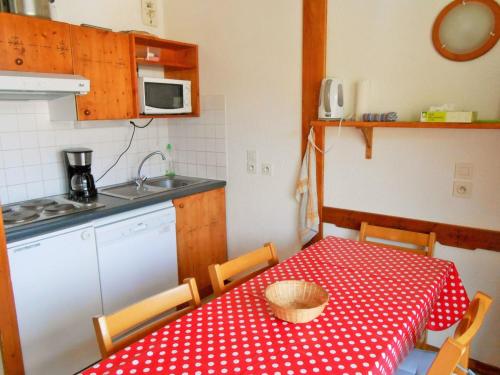 Appartement Les Deux Alpes, 3 pièces, 6 personnes - FR-1-516-26