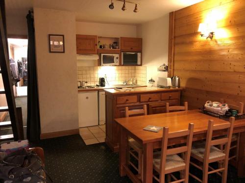 Appartement Les Deux Alpes, 4 pièces, 8 personnes - FR-1-348-184