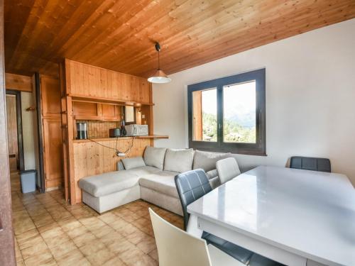 Appartement Les Gets, 2 pièces, 6 personnes - FR-1-685-10