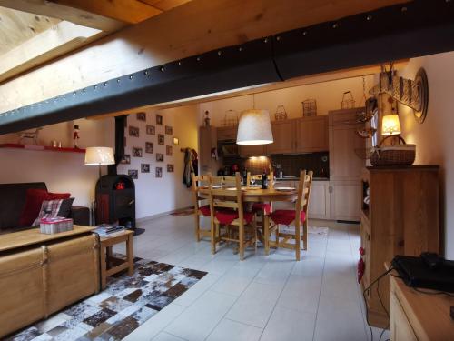 Appartement Les Gets, 3 pièces, 4 personnes - FR-1-598-50