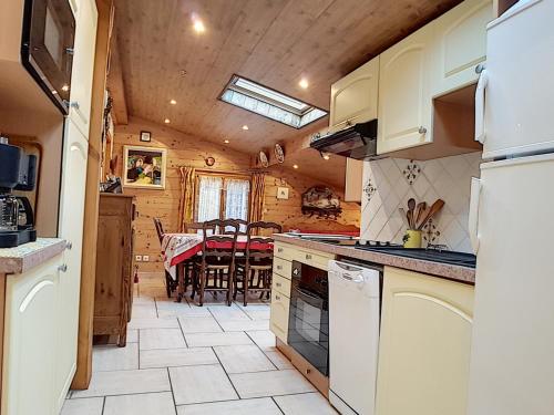 Appartement Les Gets, 3 pièces, 7 personnes - FR-1-454-44