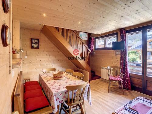Appartement Les Gets, 4 pièces, 8 personnes - FR-1-454-87