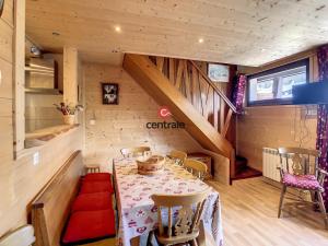 Appartement Les Gets, 4 pièces, 8 personnes - FR-1-454-87