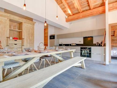 Appartement Les Gets, 4 pièces, 8 personnes - FR-1-598-11