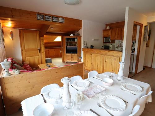 Appartement Les Gets, 4 pièces, 8 personnes - FR-1-623-56
