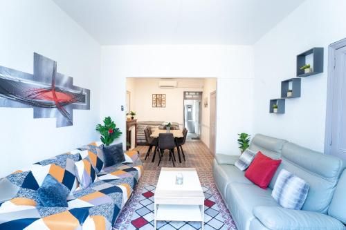 Appartement Les Halles , Climatisation, Terrasse, Garage