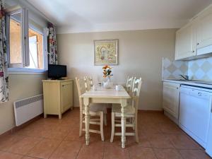Appartement Les Issambres, 1 pièce, 4 personnes - FR-1-226-455