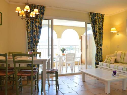 Appartement Les Issambres, 2 pièces, 5 personnes - FR-1-226-81