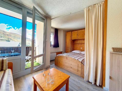 Appartement Les Menuires, 1 pièce, 4 personnes - FR-1-344-981