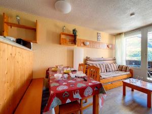 Appartement Les Menuires, 1 pièce, 4 personnes - FR-1-344-981