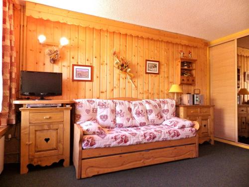 Appartement Les Menuires, 1 pièce, 4 personnes - FR-1-574-38