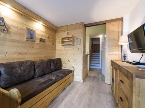 Appartement Les Menuires, 1 pièce, 6 personnes - FR-1-574-37