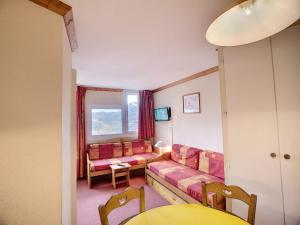 Appartement Les Menuires, 2 pièces, 4 personnes - FR-1-178-112
