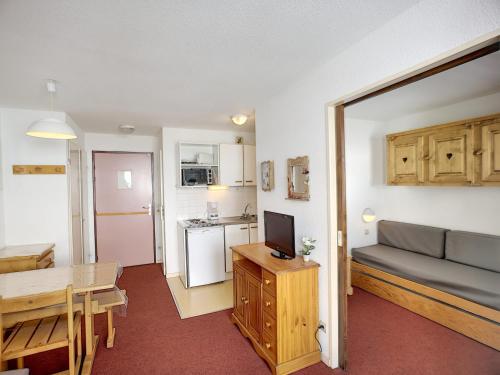 Appartement Les Menuires, 2 pièces, 4 personnes - FR-1-178-14