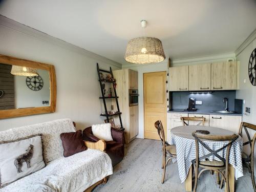 Appartement Les Menuires, 2 pièces, 4 personnes - FR-1-178-320
