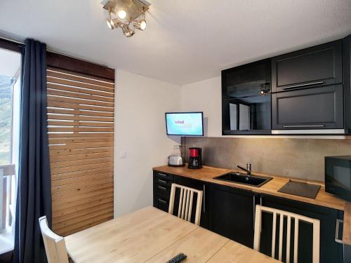 Appartement Les Menuires, 2 pièces, 4 personnes - FR-1-178-332