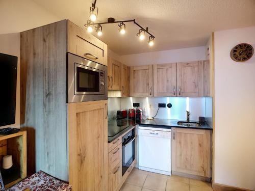 Appartement Les Menuires, 2 pièces, 4 personnes - FR-1-178-339