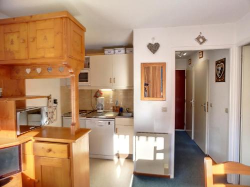 Appartement Les Menuires, 2 pièces, 4 personnes - FR-1-178-36